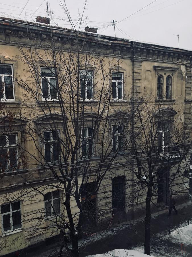 Modern Chaikovskogo Apartment Lviv Exterior photo