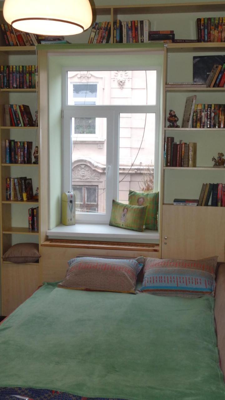 Modern Chaikovskogo Apartment Lviv Exterior photo
